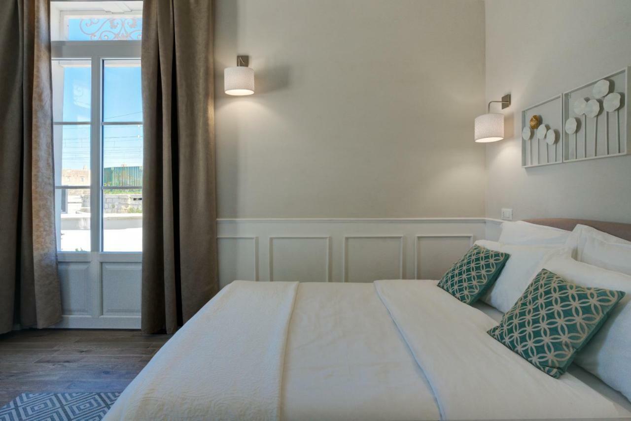 Bed and Breakfast La Roche Лечче Экстерьер фото